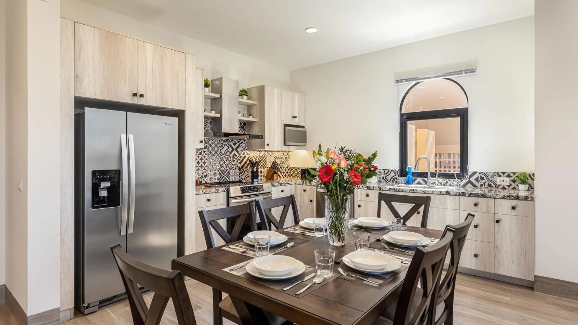 Beautiful Condo At Mavila Gym Pool & More Cabo San Lucas Mexique